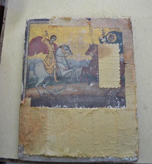 Започна реставрация на икони от странджанските села Бродилово и Кости